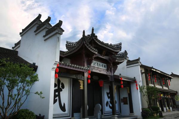 探索中国有没有七星级酒店?专业讨论社区